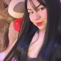 azumi96's Offline Chat Room