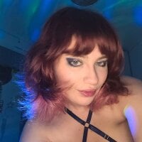 GoodGirlMally's Offline Chat Room