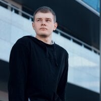 AlexxFits' Offline Chat Room