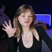 LitaBrom webcam model