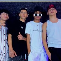 hotlatinsboys_20 webcam