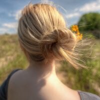 Maary_Sweet offline chatrum