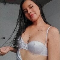 Yesica27's Offline Chat Room