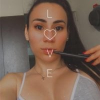 harmonycam's Offline Chat Room