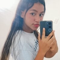 amara_hot2