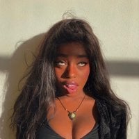 ebonyprincesxx's Offline Chat Room