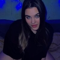Moonlight331 nude on webcam for live porn video chat