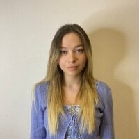 AdelineThomas offline chatrum