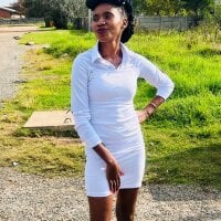 Petite_Queenxx model avatar