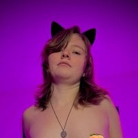 lilleaa18's Offline Chat Room