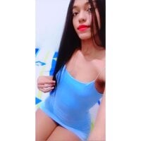 sofi_brunettehot webcam model