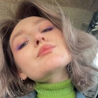 cute1stranger webcam model