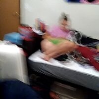 Amandapanda75's Offline Chat Room