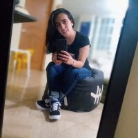 peque05 Adlı Modelin Çevrimdışı Sohbet Odası