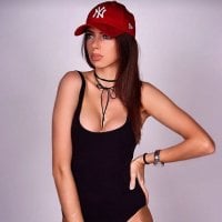 cindyrellax Adlı Modelin Çevrimdışı Sohbet Odası