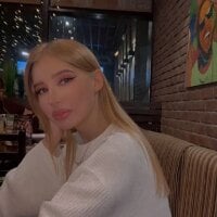 EricaLorenzi офлайн чат стая