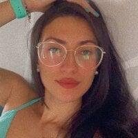 fitcouple4sex's Offline Chat Room