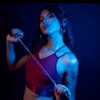Bilik Sembang Luar Talian ClaraAcosta