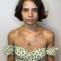 MiraBronina's Offline Chat Room