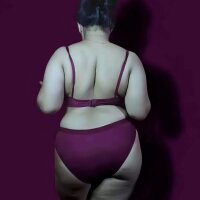 Sexyqueen8060Live Webcam