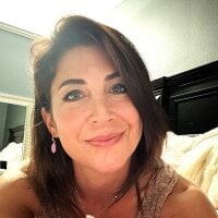 CamBunnyx23's Offline Chat Room