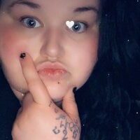eyecandybysammi's Offline Chat Room
