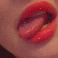 tit_quueen's Avatar Pic