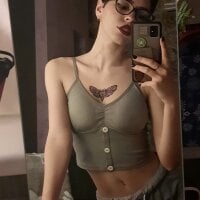 MiaLisa69's Offline Chat Room