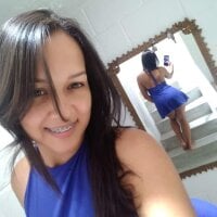 yisell69 webcam model