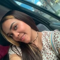 Lola_bikers_m webcam model