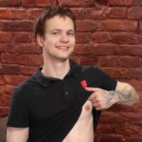 SkinnyButHugeX webcam