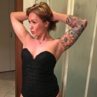 DesireeGold's Avatar Pic