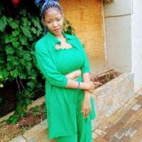 Sweet-Chick25