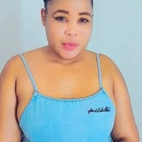 YELLOWMELLOW_XXX webcam model
