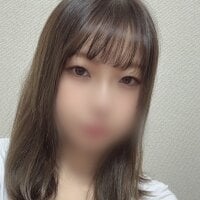 chika_v_v webcam model