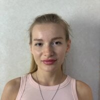 EmmelineHorn's Offline Chat Room