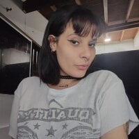 MistyMoon_'s Offline Chat Room