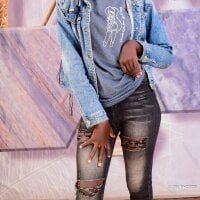 sweet_blackmelanin offline chatszobája