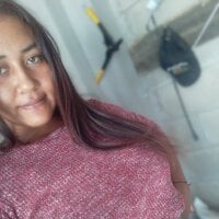 Aranza_sexyy's Offline Chat Room