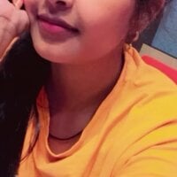 Qwnee_siya webcam model