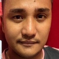 caramelasian's Offline Chat Room