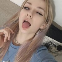 EveHamphy's Avatar Pic