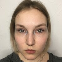 BrendyCuper's Offline Chat Room