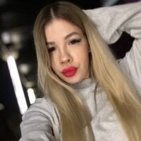 ShelleyBunte model avatar