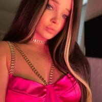Bellaa___ webcam model