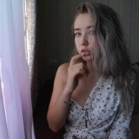 ElsaDoingHot webcam model