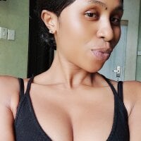 wetjuicybunny's Offline Chat Room