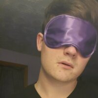 Boy_Division's Offline Chat Room