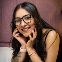 Aly_Loving webcam model