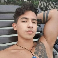 DanyGrace's Offline Chat Room